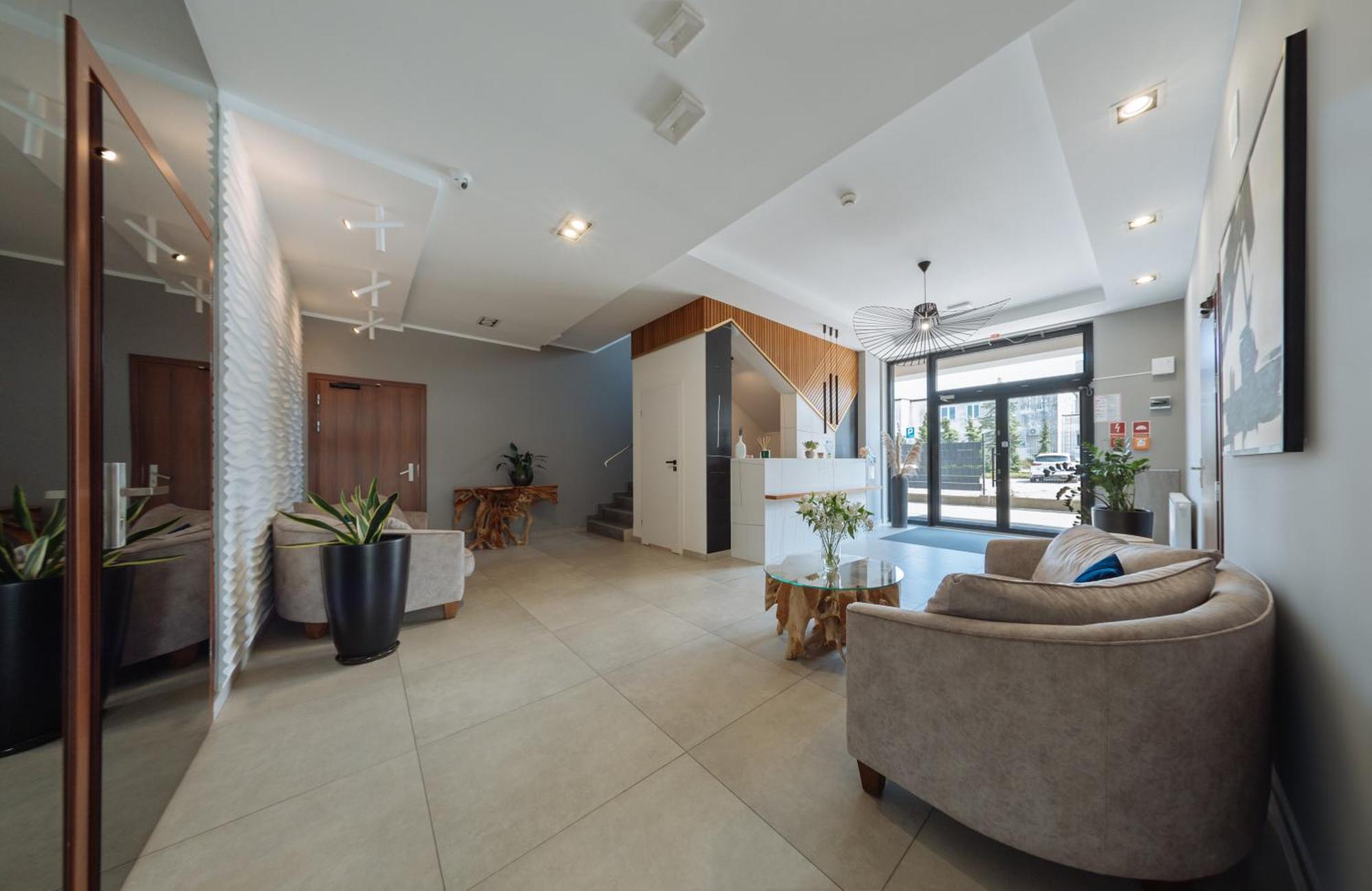 White Marina Apartamenty 尤斯托尼莫斯基 外观 照片