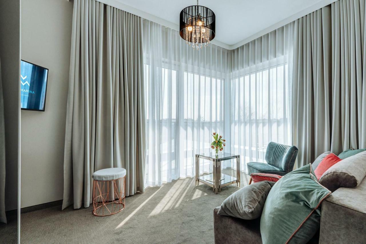 White Marina Apartamenty 尤斯托尼莫斯基 外观 照片